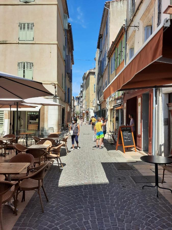 Renovated Fully Equipped Studio For 2 To 4 Pers Apartamento La Ciotat Exterior foto