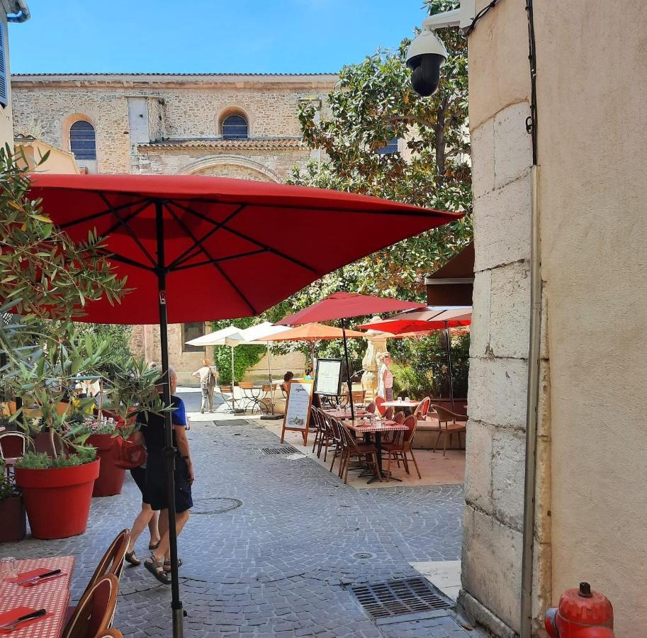 Renovated Fully Equipped Studio For 2 To 4 Pers Apartamento La Ciotat Exterior foto